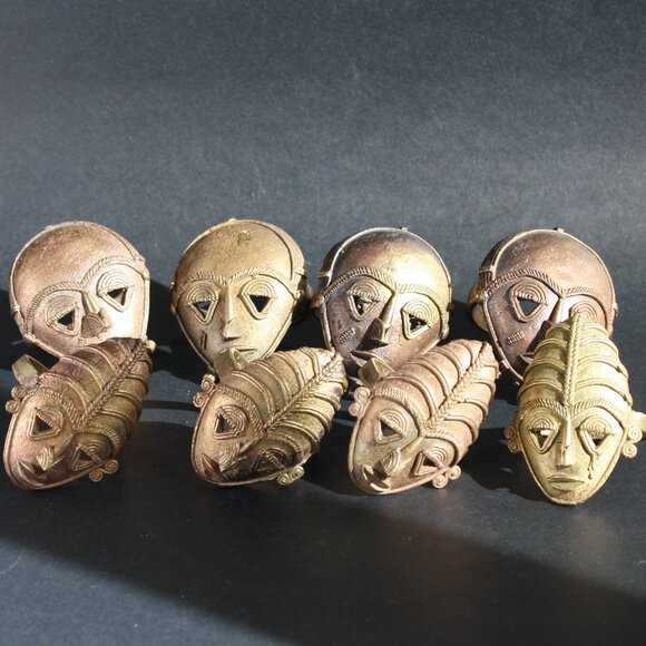 Set of 8 vintage Napkin rings Brass/Metal Tribal masks scary masks Halloween - Picture 1 of 7